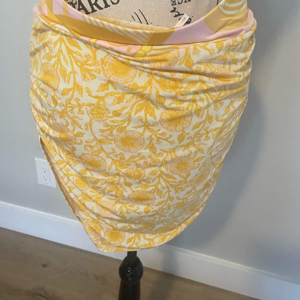 Free People Yellow Floral runched Skirt